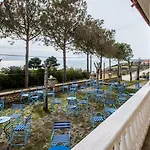 Hotel Dioni 3*