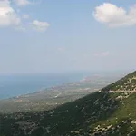 Dioni