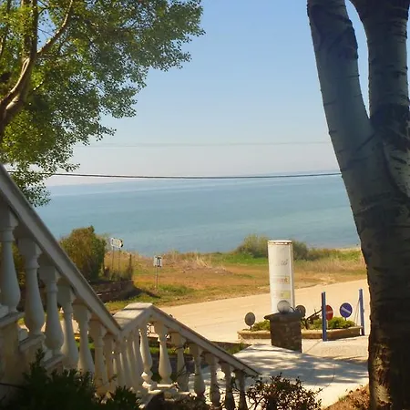 Otel Dioni 3*